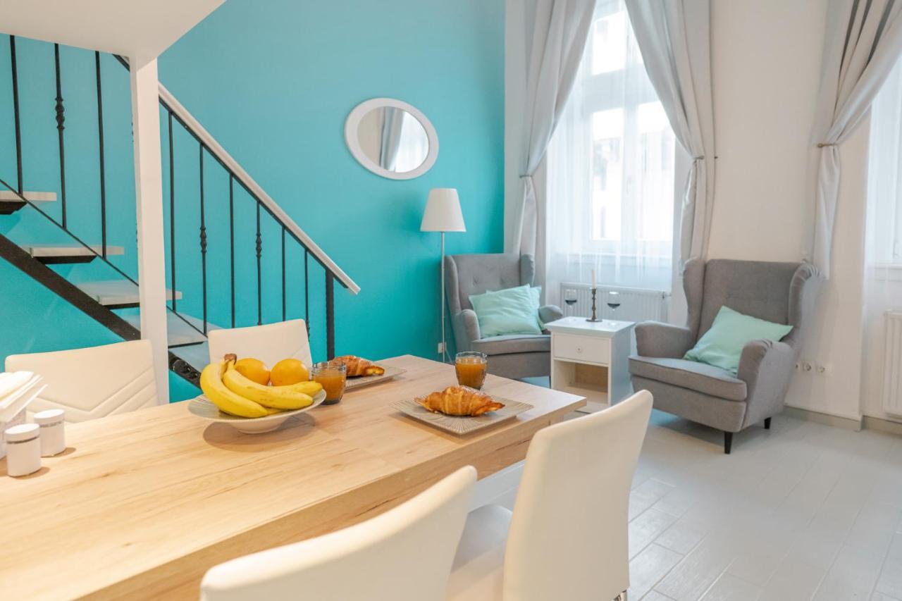 Ombre Apartment With Parking Option Budapest Ngoại thất bức ảnh