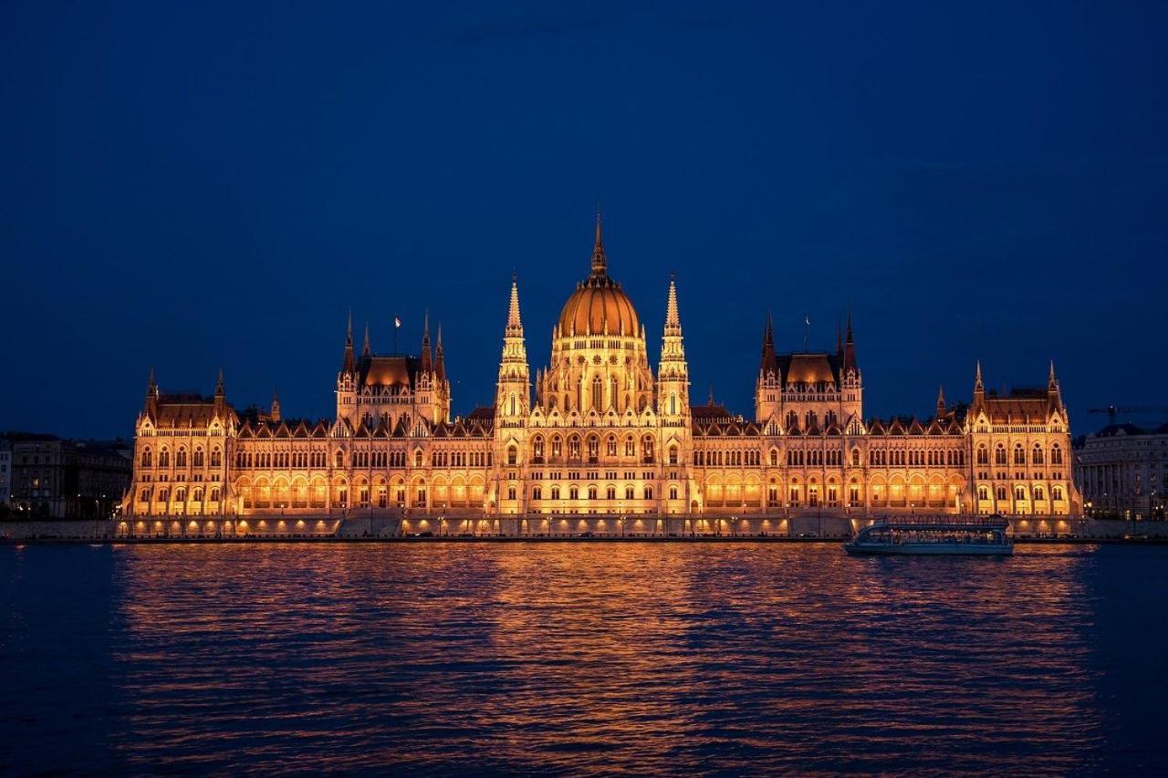 Ombre Apartment With Parking Option Budapest Ngoại thất bức ảnh